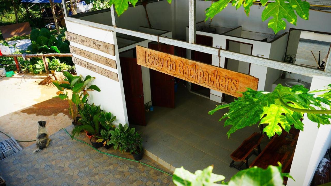 Easy Go Backpacker Hostel Vang Vieng Exterior foto